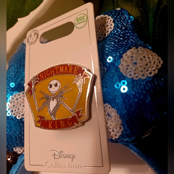 NWT Disney Parks Pin Nightmare Before Christmas Jack Skellington King - Picture 3 of 4